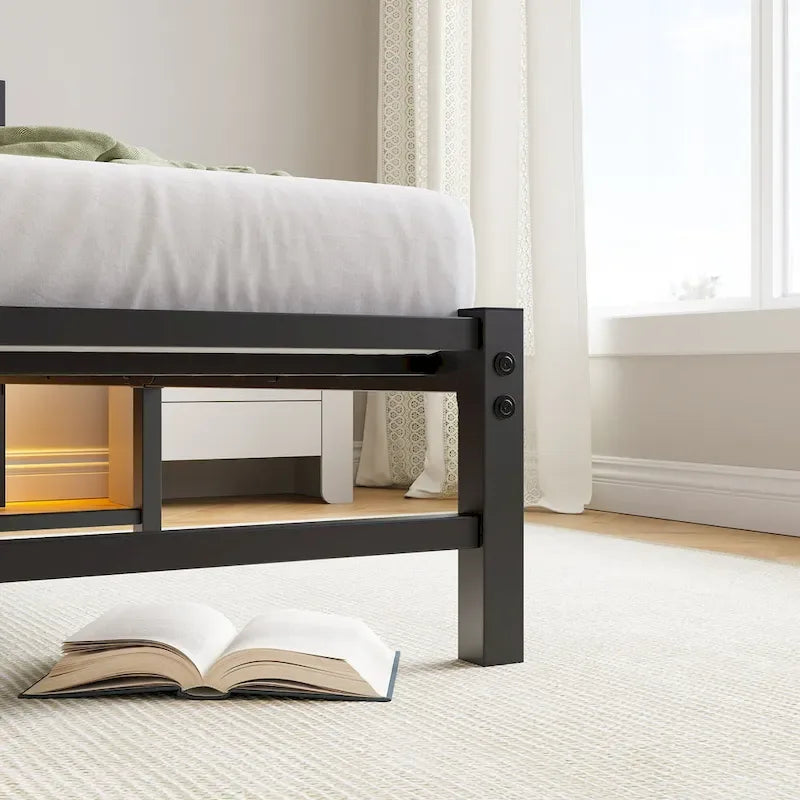Lit jumeau en métal beige et marron avec tête de lit en bois, lumières RGB et étagère de rangement