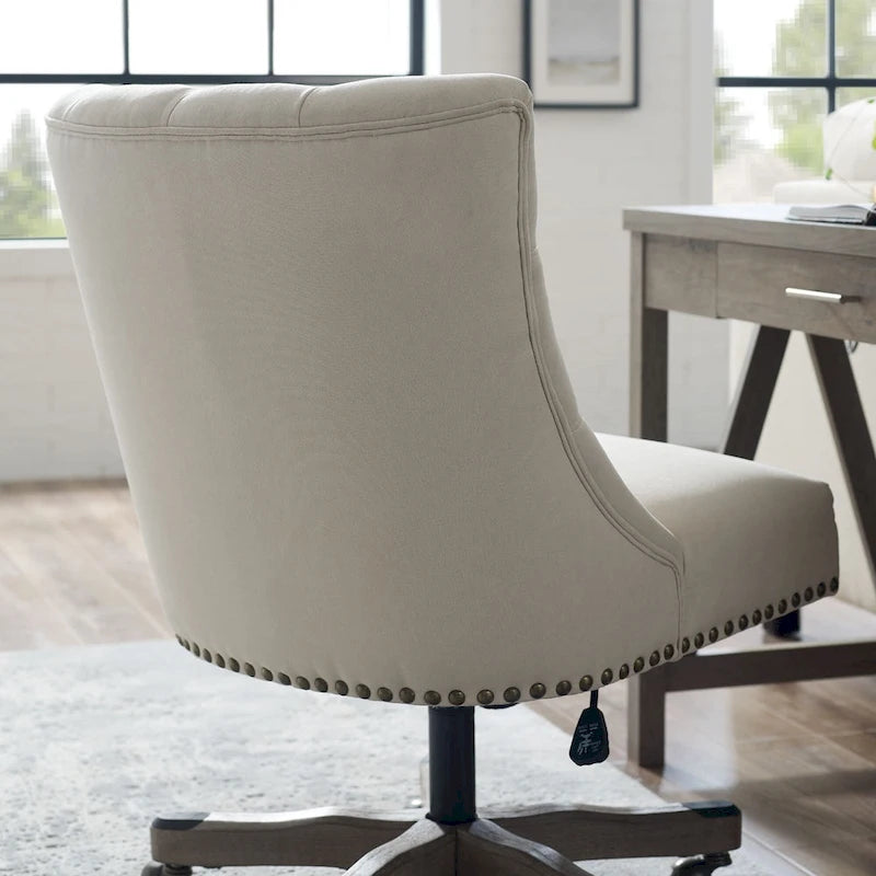 Fauteuil de bureau réglable touffeté en peluche beige avec base en bois gris, 1 personne