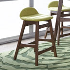 Chaise de comptoir de 24 pouces en noyer satiné (ensemble de 2)
