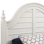 Tête de lit à panneaux arqués Dove White Farmhouse avec embouts tournés, Queen / King