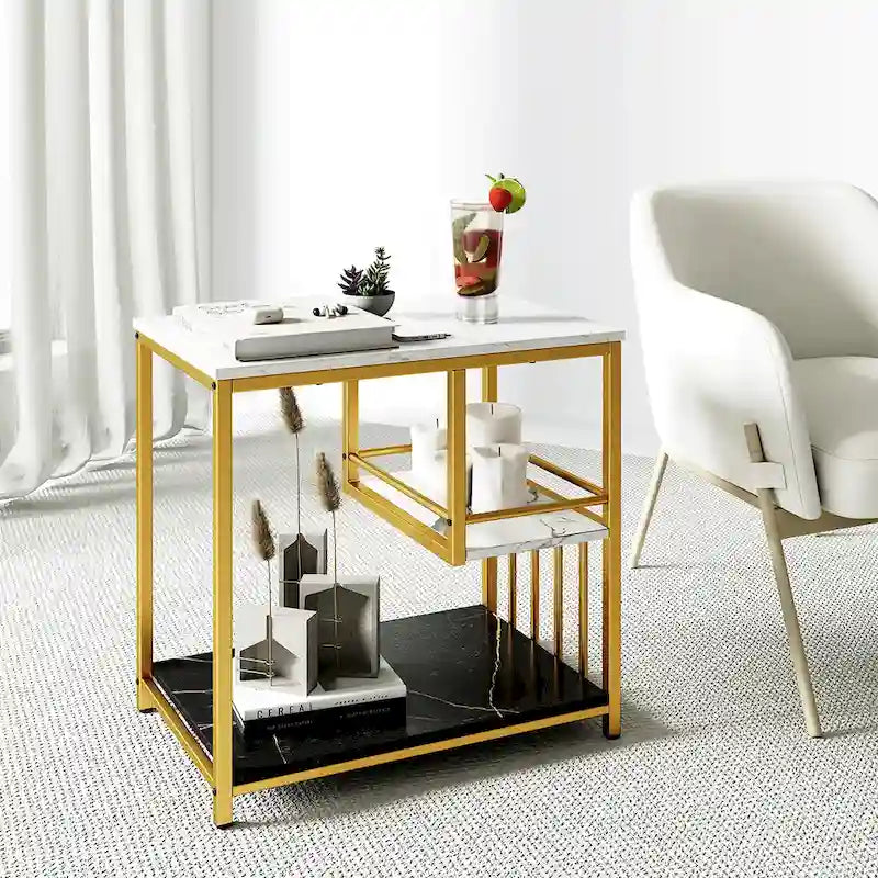 Table d'appoint à 3 niveaux en faux marbre blanc avec cadre en métal doré